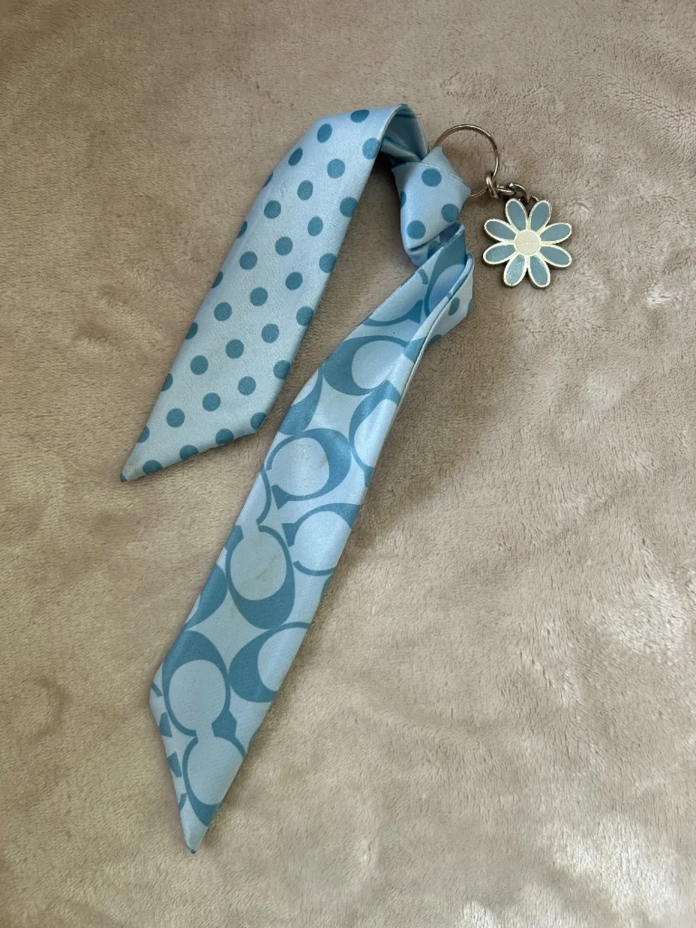 Coach Y2K Enamel Daisy Charm and Silk Pony/Bag 22” Skinny Scarf